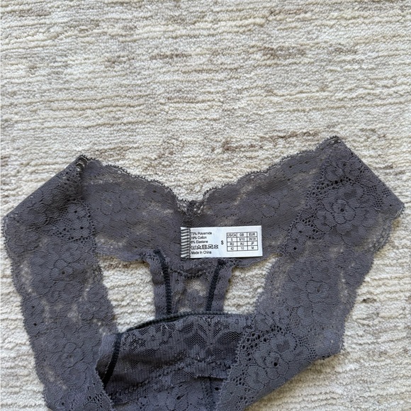 Charcoal Lace Thong Panty (Size Small) - Picture 4 of 5